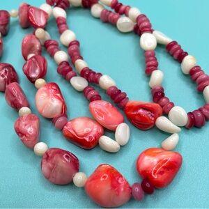 Beautiful Unsigned Artisan Pink Red White Dyed Agate Stone Necklace